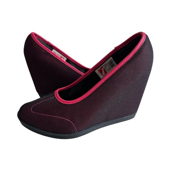 PUMA Vintage Black Pink Tech Fabric Wedges  Size 8.5 - Picture 1 of 9